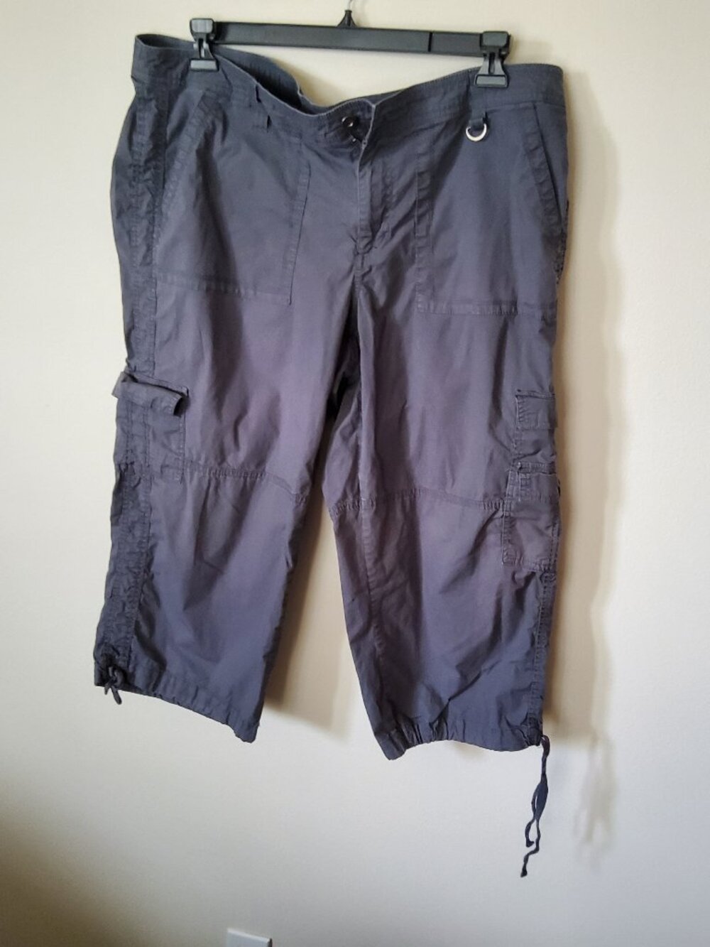 Utility Capri pants size 18W